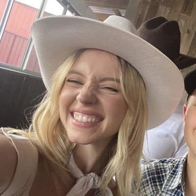 vicstudyy's profile picture. child of Harvey Specter | 07 #studytwt