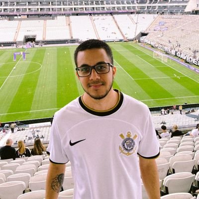 Corinthiano com clubismo.
Formado em Ciências do Esporte pela Unicamp. Professor de inglês há mais de 11 anos.
🦅⚽🍺🎮🐱⬅️