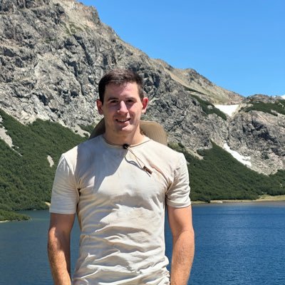 NCavazzon's profile picture. Frontend Developer en https://t.co/ICdkpLRfTS . Yo no escribo codigo, lo descorcho. Fundamentalista del Tiramisú.