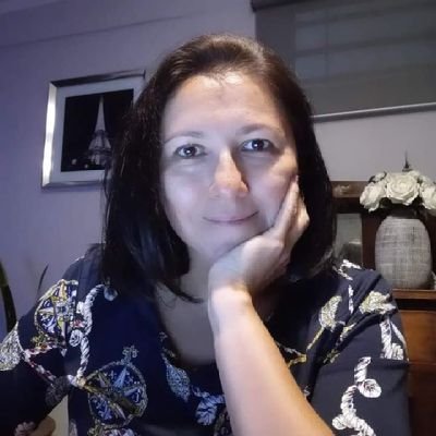 claudiadevia's profile picture. Mamá , Radioescucha y ando en micro 🙄