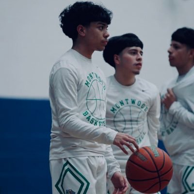 Montwood High School | C/O 2026 || 5’7 SG |sophomore | biggest fear is failure.| 915-250-7710