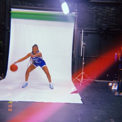 #32 🏀 5’10 Small Forward 3.8 GPA~ Future Educator 👩🏽‍🏫💗