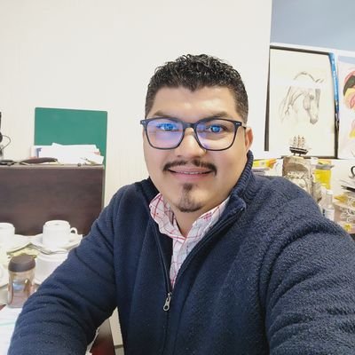 AlvirioTapia's profile picture. 