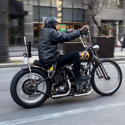 大阪の彫師です 。 バイクネタしかツイートしませんInstagram https://t.co/DGSsiIzXbm ZIPANGUS MS https://t.co/4XxcdfOzt4服屋もしてますhttps://t.co/6gZ6q8aNXS