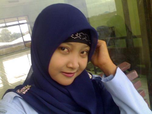 enggarwulandar1's profile picture. Mencari seseorang yang selalu ada untukku
;)