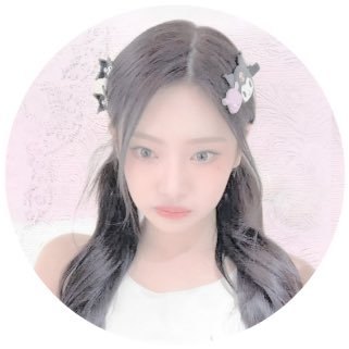 ㅤㅤʚ cute𝗰𝗼py ɞ 2002 ✧︡,࿐ the last æ𝙨𝙥𝙖 to born, can be cute and sexy at the same time, 𝗡𝗶𝗻𝗴𝗻𝗶𝗻𝗴.