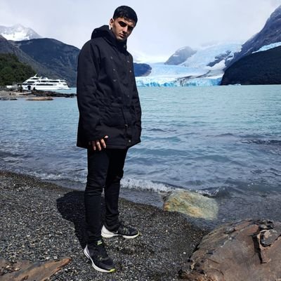 Soy jugador de Balonmano en Villa Modelo, estudiante del Profesorado de Educación Física y Arbitro. Me manejo más en Instagram: @JoaquinBlaszkiewicz