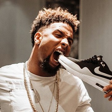 TabithaLynd6E's profile picture. 