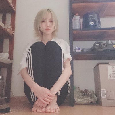 iadVOC2oFdh5NDm's profile picture. 