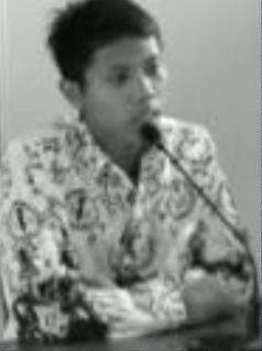 Aku adalah anak Blitar yang ingin memajukan Blitar seperti orang2 sebelum saya yang sudah memajukan Blitar seperti Bung Karno(Presiden Pertama Di Indonesia)