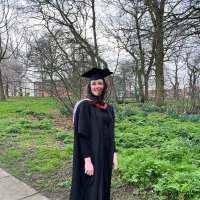 Anna Perowne (@aperowne) Twitter profile photo