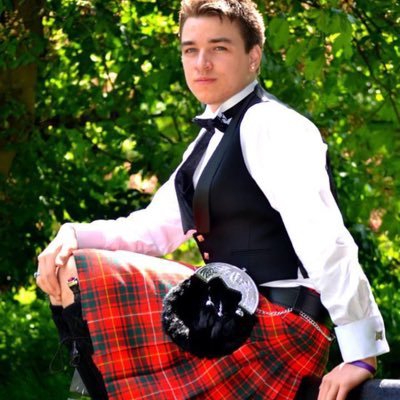Pagan polytheist. Bibliophile. Gaymer. Amatuer photographer