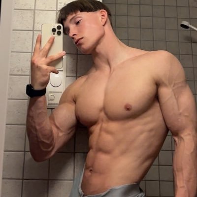 Norwegian Natural🇳🇴 All socials and my OnlyFans is 90% OFF today only!😏🍆👇👉 https://t.co/vmPymJgciO