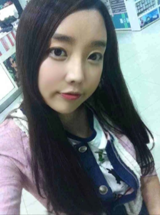 여행, 영화, 요리, 운동, 드라마, 패션, 메이크업, 오페라를 좋아합니다. 수다♥좋은 인연 기대할께요♥