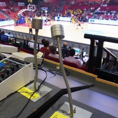 Journaliste basket, co-fondateur @be_basketbe - pigiste La Capitale, Le Soir, SoSoir, Références - fan #Knicks / Copywriter Contact: georges.xouras@gmail.com