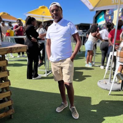 Wel_P's profile picture. 👨🏽‍💻IT Professional • 🏝Explorer • 🍾Good times