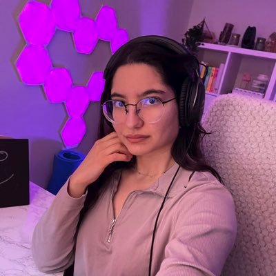 I play games and stream on Twitch || 🇹🇷