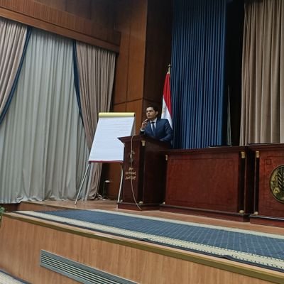 محام ..ماجستير القانون جامعة القاهرة ( تحكيم ، ملكية فكرية ، قانون خاص ) .. باحث دكتوراه .. خبير ملكية فكرية وتسجيل براءات اختراع وعلامات تجارية ..IP LAWYER