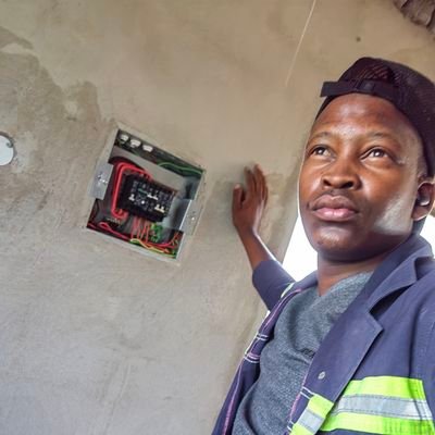 lebogang_kago's profile picture. LEBOGANG KAGO