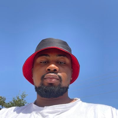 victor_yakz's profile picture. A tech guy