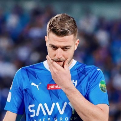 مثل ماتجيك الكُربه اللي بدون إشعار يجيك الفرج من خالقك وأنت ماتدري ☹️♥️.