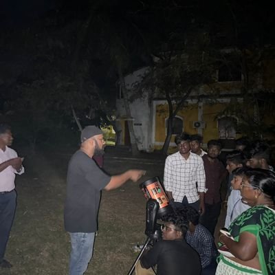 Bhavanandhi26's profile picture. 🔭 .