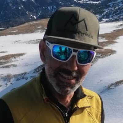 eddieguide's profile picture. Guide de haute montagne / Moniteur de ski / Formateur à Mountain médecine / Moniteur de secourisme/ Ancien secouriste du PHM de Chamonix