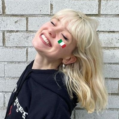La prima pagina dei fan italiani per Maisie Peters🇮🇹  Seguici e attiva le notifiche per rimanere al corrente di tutto ciò che riguarda Maisie💓