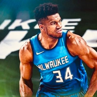 Giannis is sensational. 2021 World Champs 🏆 @bucks @packers @NDFootball