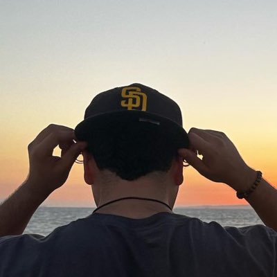XavierRDLao's profile picture. 22 | Fitness | Student | Las Vegas | 🇲🇽🇵🇭