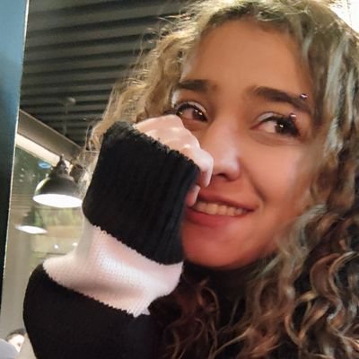 FarFer_beik's profile picture. فــلـــفـــل ســـیـاهـــ