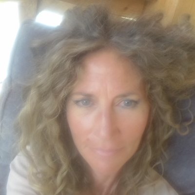 CeliaGuerr27073's profile picture. 