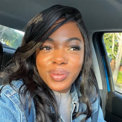Glenn_Coco29's profile picture. •💙1881 Spelman alumna •SULC lawyer •data privacy queen •lifelong bookworm •libra •opinions are my own •big tech •she/her/moe 🇬🇭 #blacktechtwitter