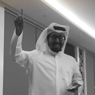 رئيس جمعية طلبة كلية العلوم وهندسة الحاسوب16/17 و أمين سر القائمه الرياديه18/19
@sep_ku @intstudentkw
@mostaqilla_eng، 💙💛 #العهد_هو_العمل