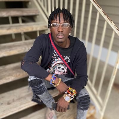 Max_IDOOIT's profile picture. NSU Alum🔰..Ghanaian🇬🇭..Sneaker 🔌..Shop ⬇️