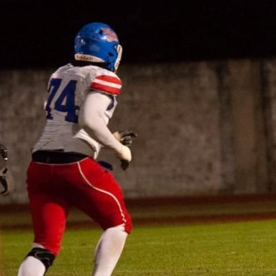 student at noxubee county high school.C/O2026 6’5 280 Offensive tackle and offensive guard email:chadrickwkndham@icloud.com https://t.co/dk0yqzCrSd