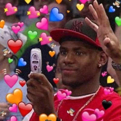 leleikili's profile picture. Dealing with my adult life | i’m delusional 24/7 | 🧚🏾‍♀️🏳️‍🌈🌷🎈