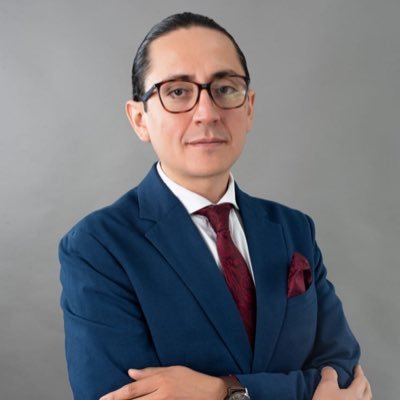 AndressOleas's profile picture. Abogado riobambeño dedicado a la Asesoría, Consultoría y Litigio en las ramas del Derecho Constitucional; Laboral; Administrativo y  Marítimo. 📖🔨📄⚖️⚓️