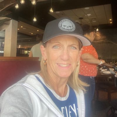 russo_kimb43353's profile picture. 