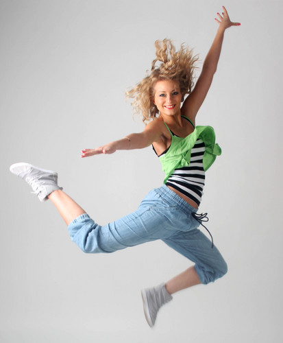 Aspire dance is a street, hip hop and commercial dance school