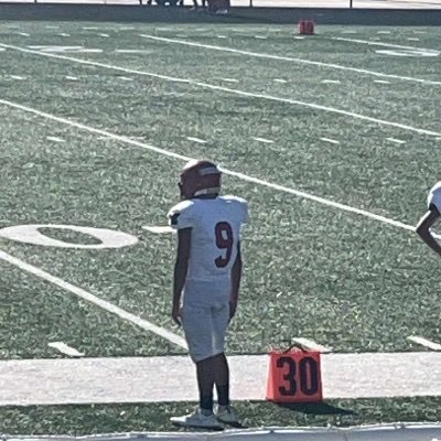 Wide receiver / DB//5,5/139/2027VEHS #UMW