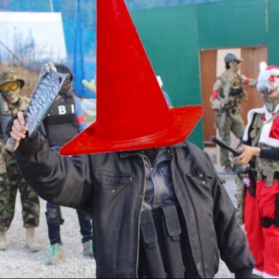 ksinsi's profile picture. P伊thon(パイソン)です。ボドゲ、アウトドア、料理、(紳士成分高め)なエロス、ホラーが好きな30代。マイペースに生きてます。【見かけたら気軽に話しかけて欲しいです(꒪ཀ꒪)】