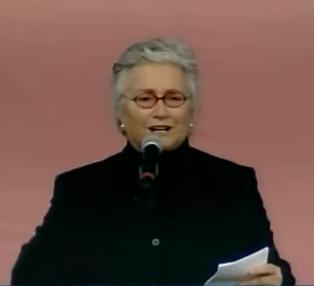 alviboc's profile picture. Odio i furbi, i tiepidi e i sani di mente