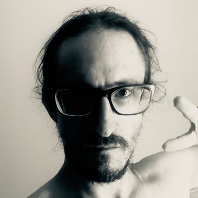 Quantum computer scientist, cryptoanarchist & climber. Developer of @moodsnapapp.