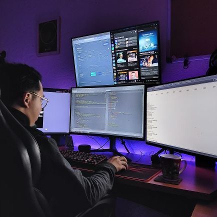 GuzAlkalaa's profile picture. //Creative //Developer //Designer //DJ