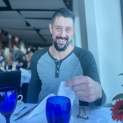 CovfefeClosing's profile picture. 