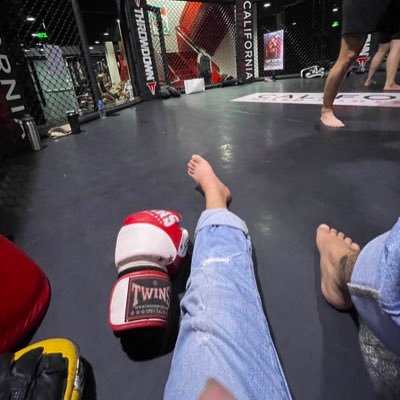 iamtinheo's profile picture. reality