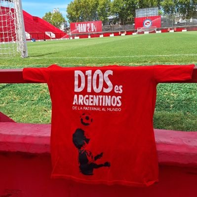 Periodista Autor: La brújula heavy, D10S es Argentinos (#Maradona en #AAAJ) y Mundiales. Cantante d Dagas
Pedidos a hernanrussoz@gmail.com Ig @labrujulaheavy
