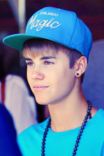 OfficiBeliebers's profile picture. I♥Muzic!IAmA Belieber♥IAmA Selenator♥IAmMe ♥FollowMeIFollowBak @JUSTINBIEBER♥@SELENAGOMEZ♥MYIDOLS #NSN @ItsAlyssaShouse &@MsRebeccaBlack Followed Me ON 11•1•12♥