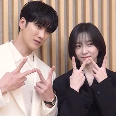 본체 @NENERUNG_
좀 지랄맞은 면이 있음

#이수강현 #장현길채 #남궁민